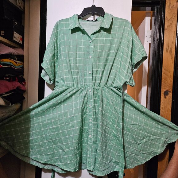 Women's Mini Flounce Dress with a Tie Waist Cinched Look - Picture 4 of 7